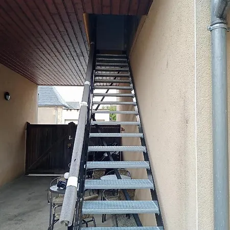 2 * Noyen-sur-Sarthe