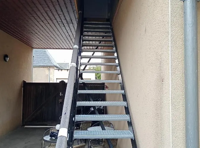 2 * Noyen-sur-Sarthe